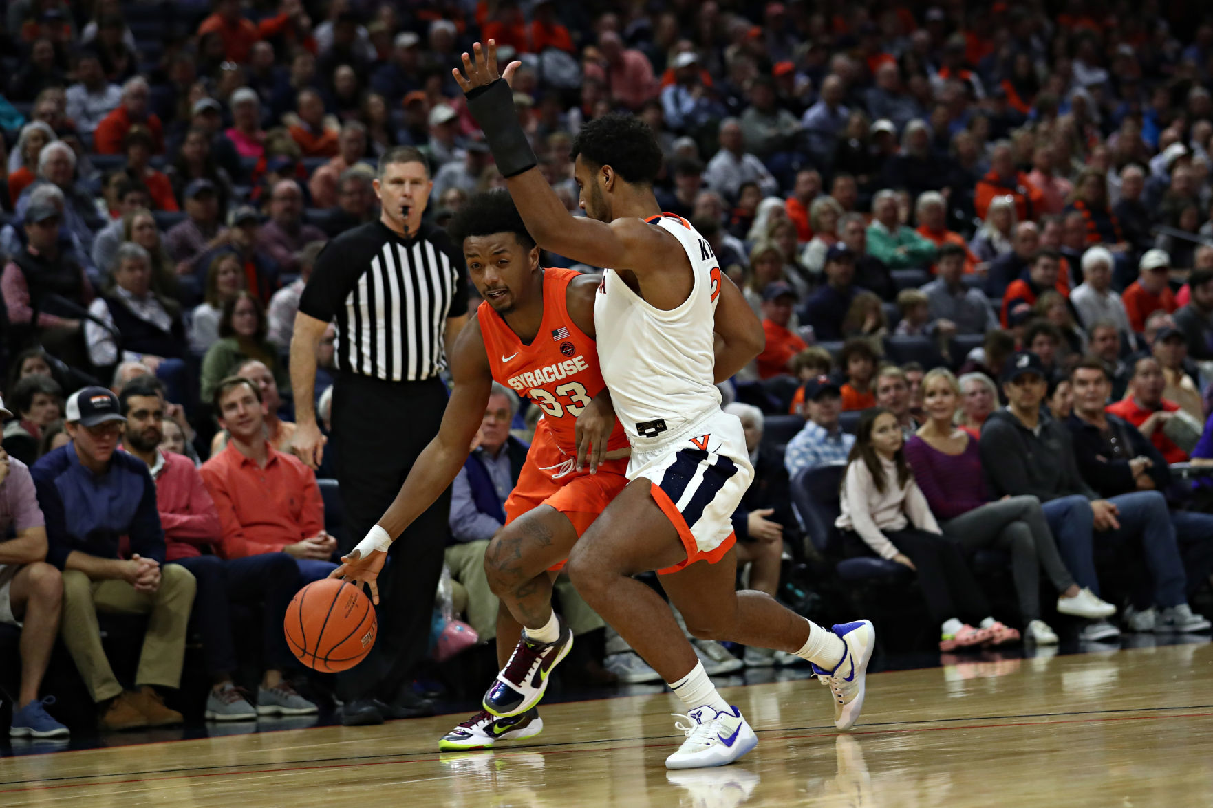20200111_cdp_sports_uvahoops59.JPG